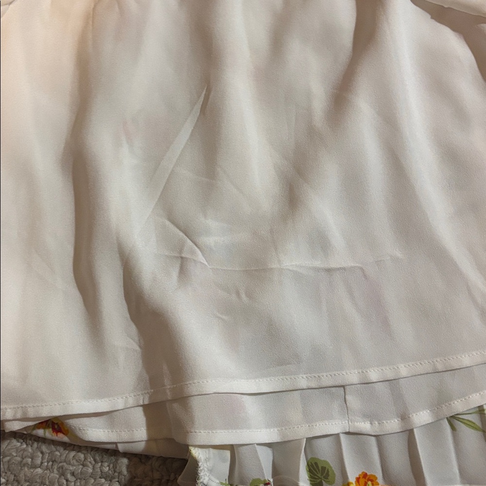 Pleated White Floral Midi Skirt - Picture 5 of 5